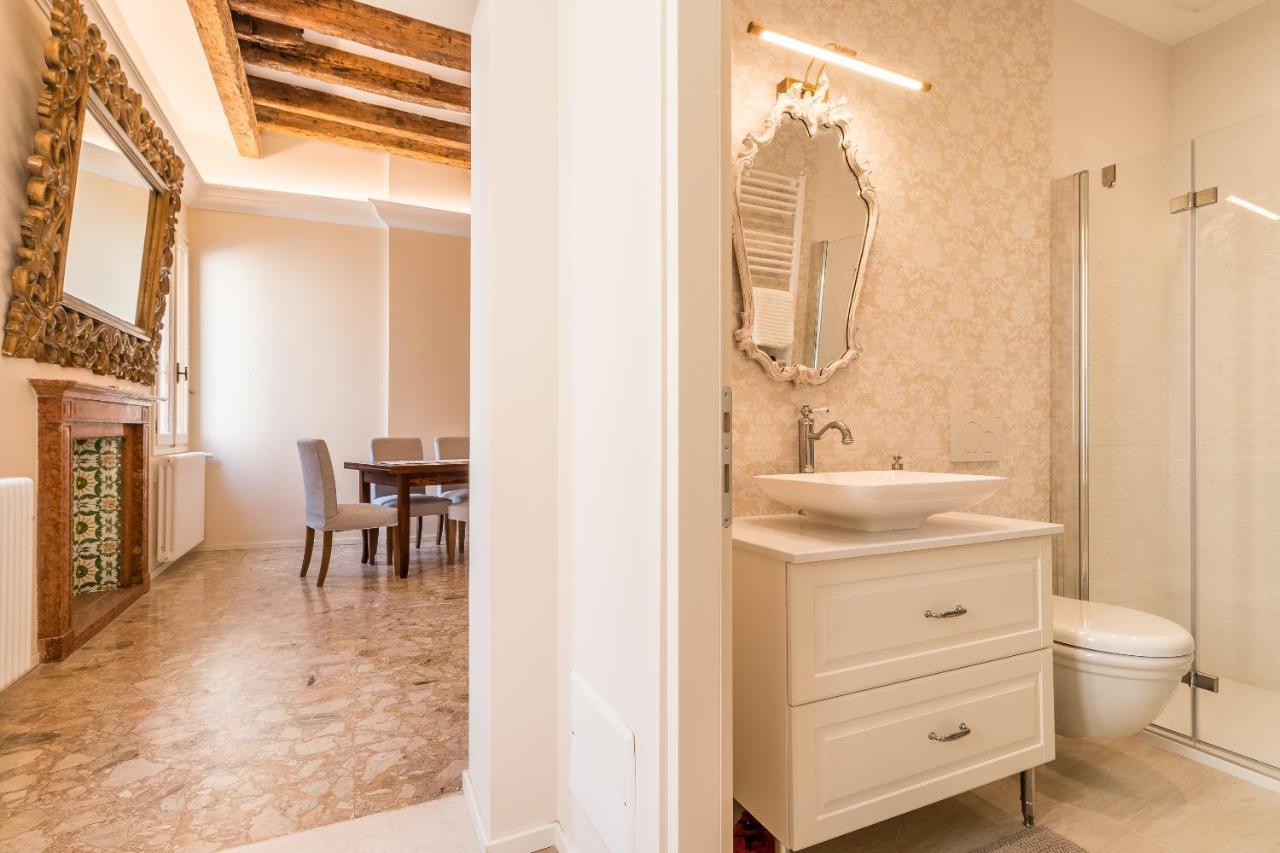 Apartment Doge's Mirror & Stair @frari Venice