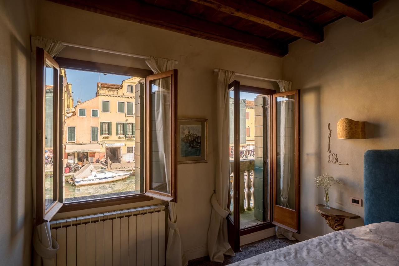 Palazzo Veneziano Direct At The Canal With Roof Terrace Casa de férias *