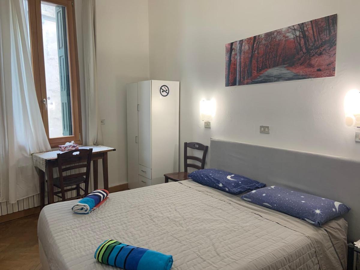 Archie's House Hostel