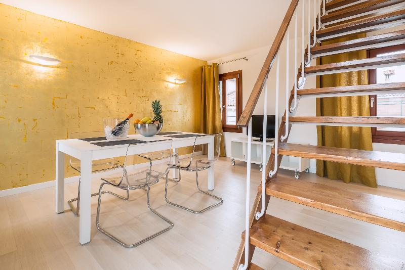 Aparthotel Charming Palace Corte Del Teatro Venice