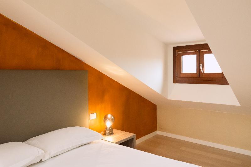 Charming Palace Corte Del Teatro Aparthotel