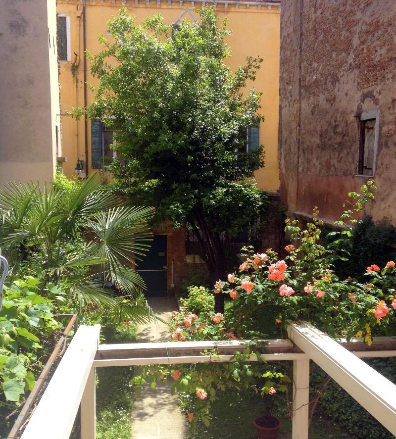 3749 Pontechiodo 3* Venezia