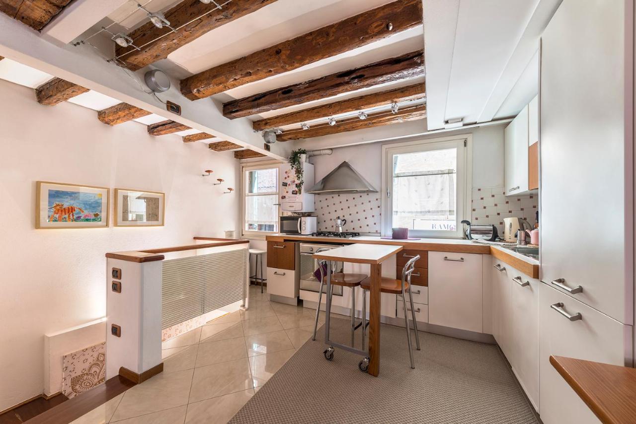 Piccolo - Cozy In The Heart Of Authentic Apartment *