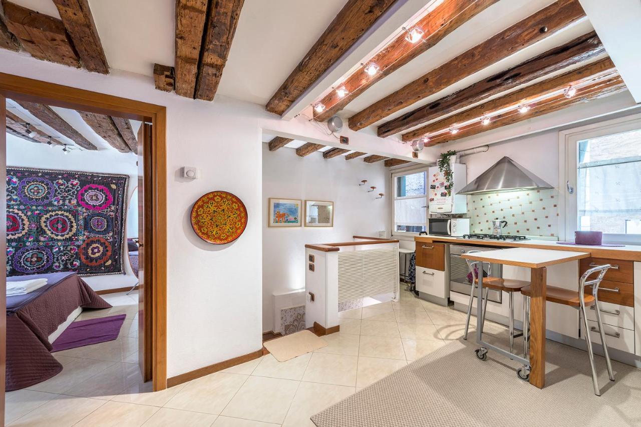 Apartment Piccolo - Cozy In The Heart Of Authentic