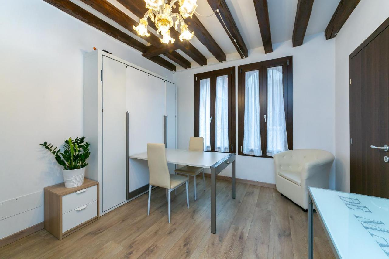 Rialto 707 Bed & Breakfast