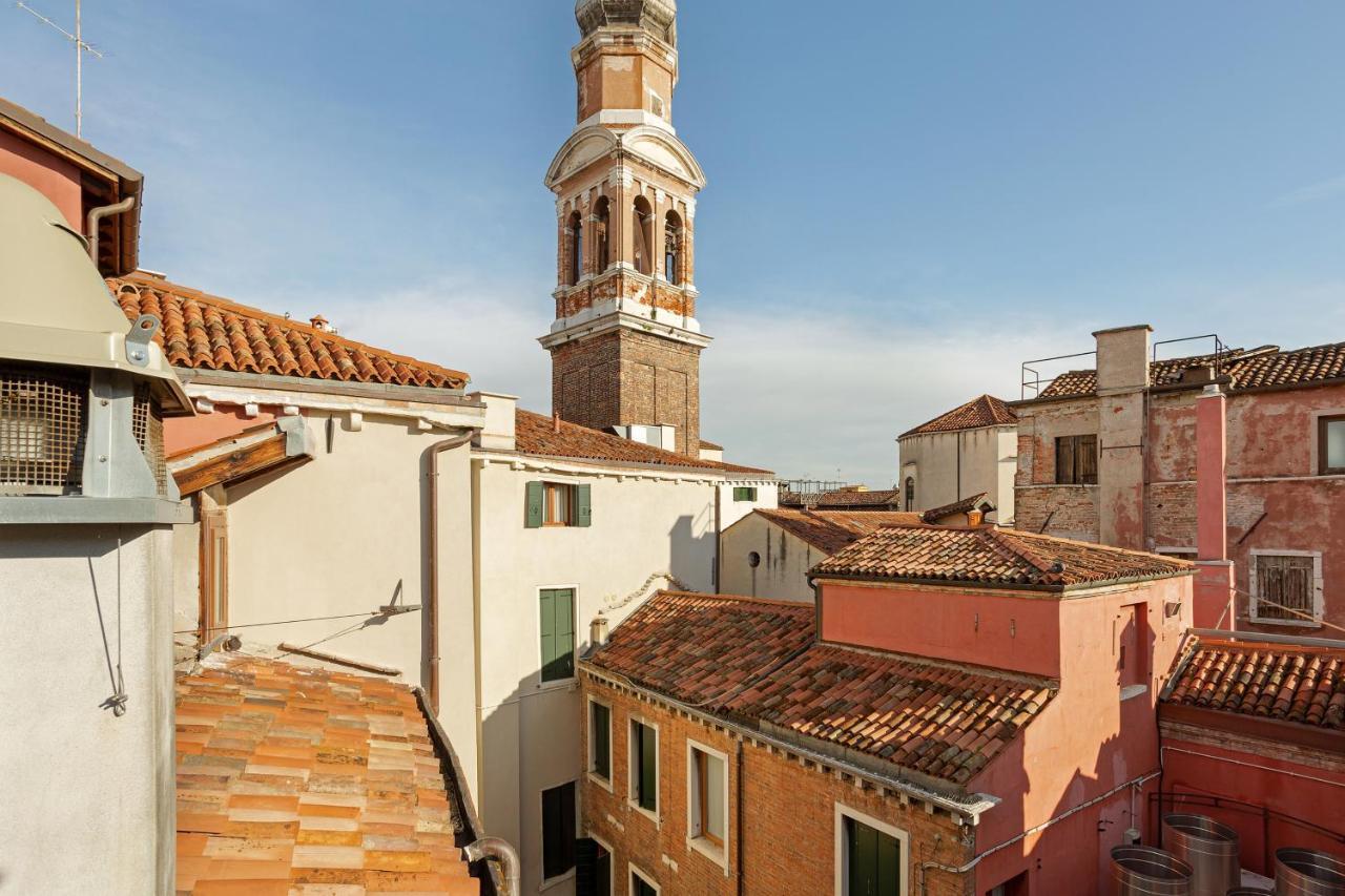 Rialto Canal View