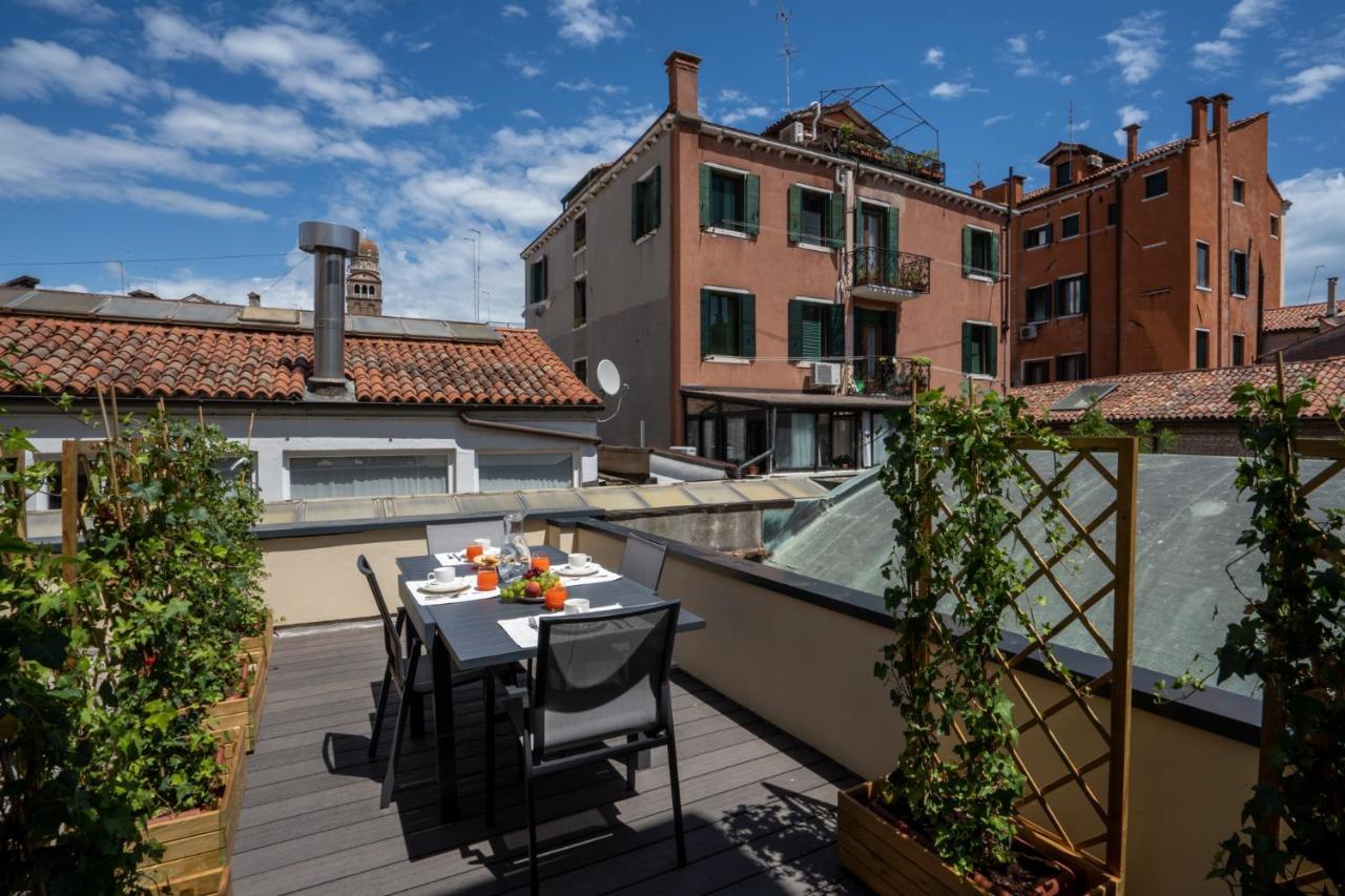 Ca Longo Palace *