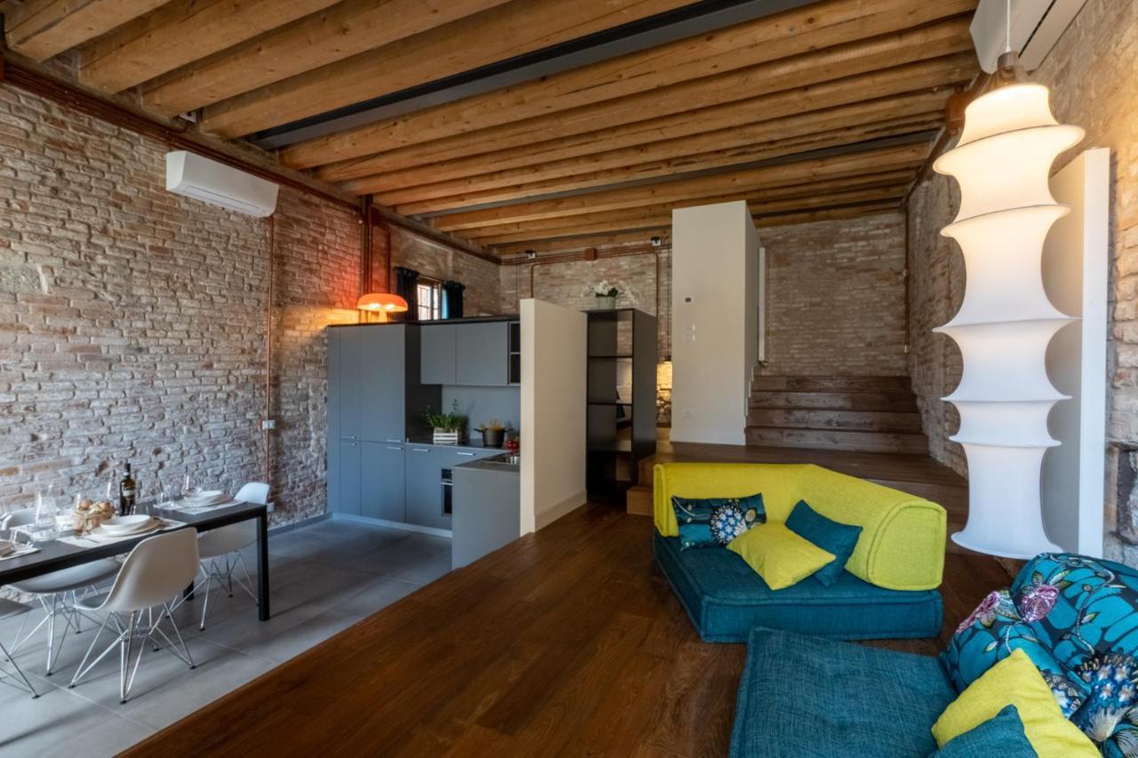 Ca Longo Palace Apartment