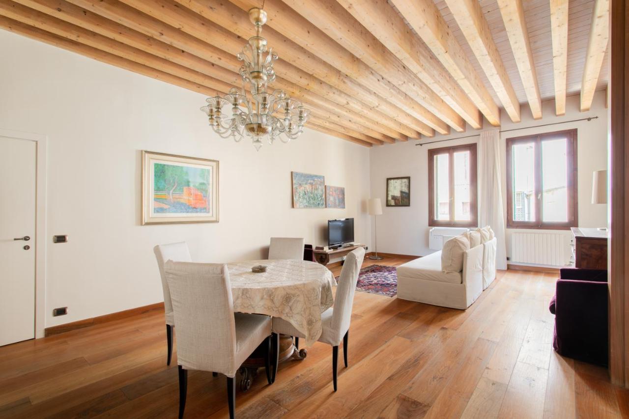 Apartamento Calle Teatro Vecchio -