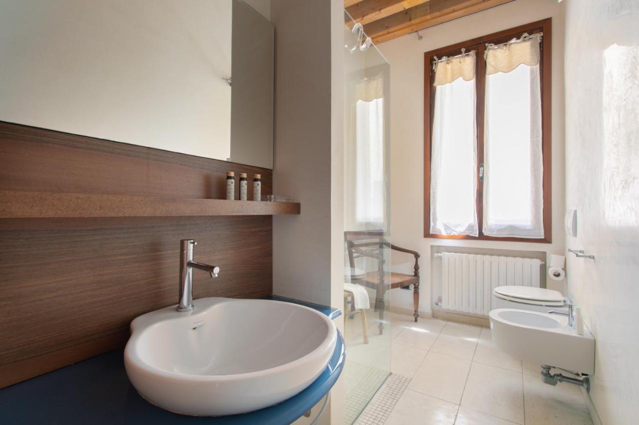 Calle Teatro Vecchio - Apartamento Veneza