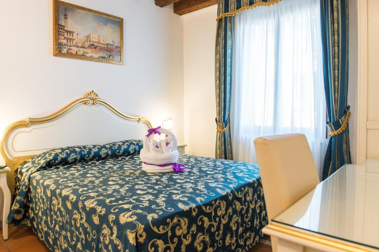 Hotel Al Mascaron Ridente