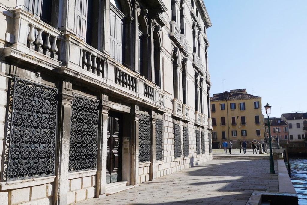 In Palazzo Storico A Centro Apartment *