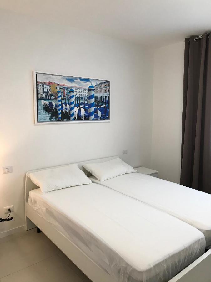 White & Grey Venice Apartments Apartamento Veneza