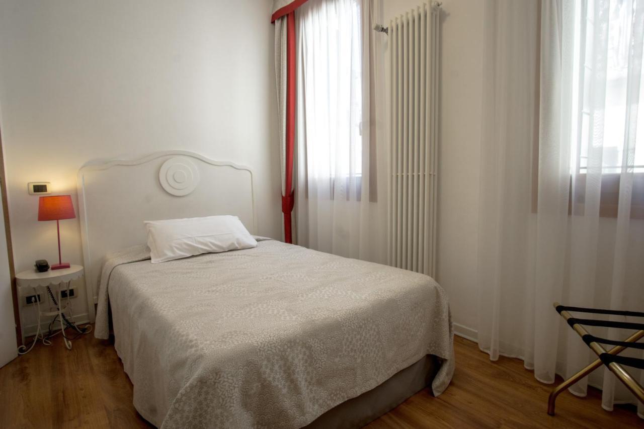 Hotel Antigo Trovatore Veneza
