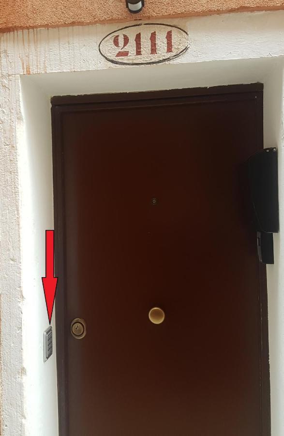 Apartment ,ghetto,biennale, Campo Maddalena *