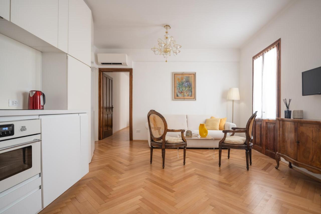 Apartment Venetian Palace R&r Venice
