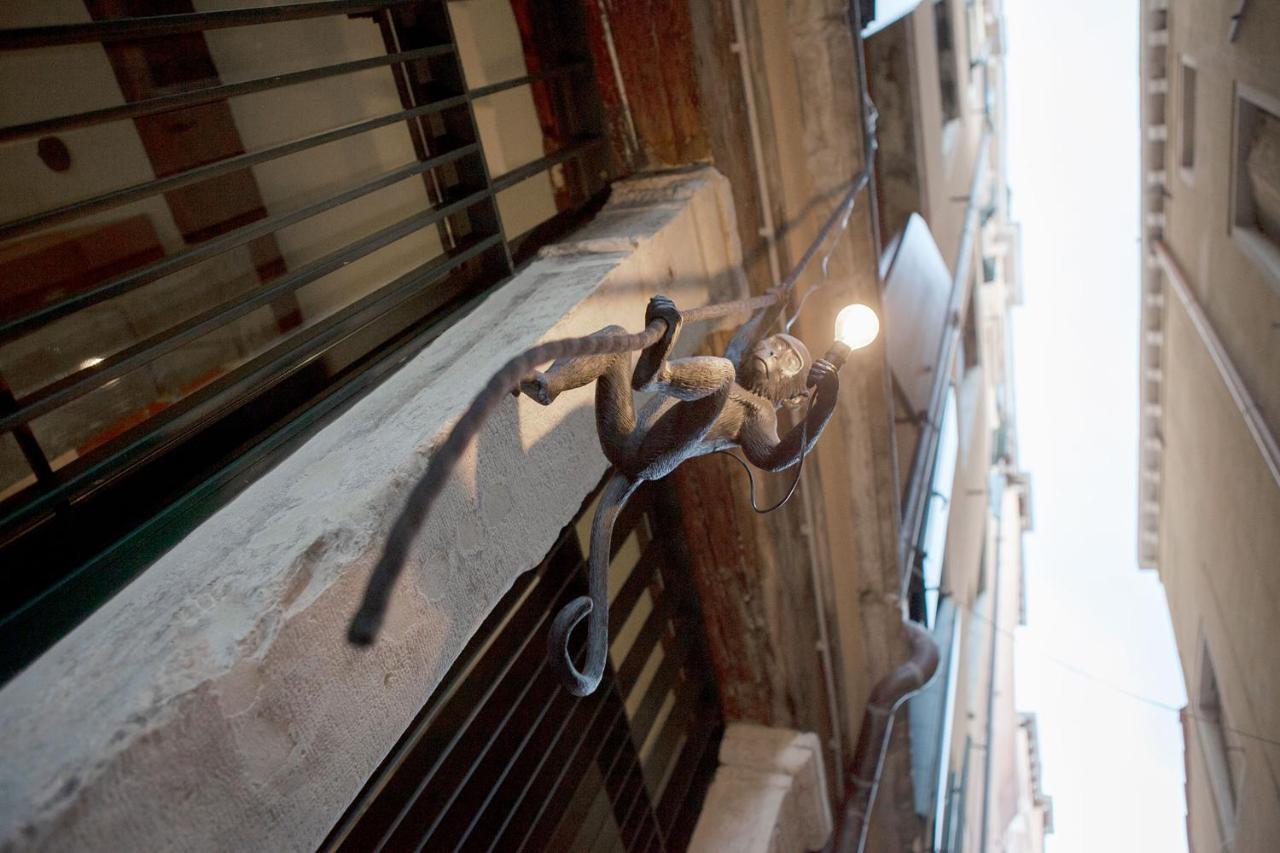 Ca' Della Scimmia - Rialto Bridge, *