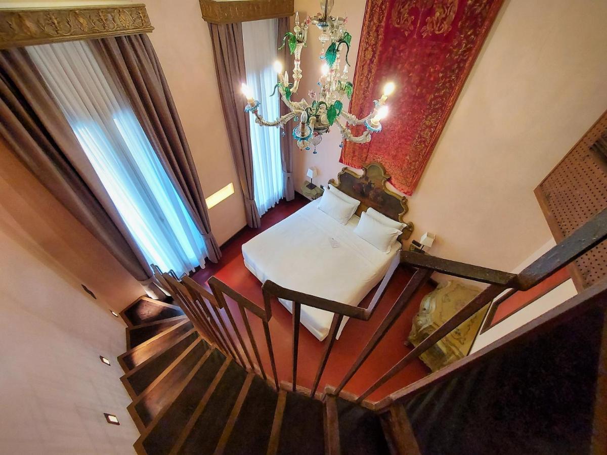 Saturnia & International Hotel 4*