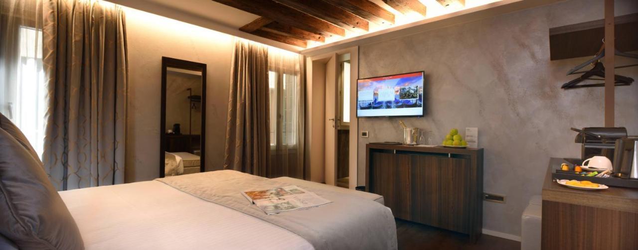 Rosa Salva Hotel 3*