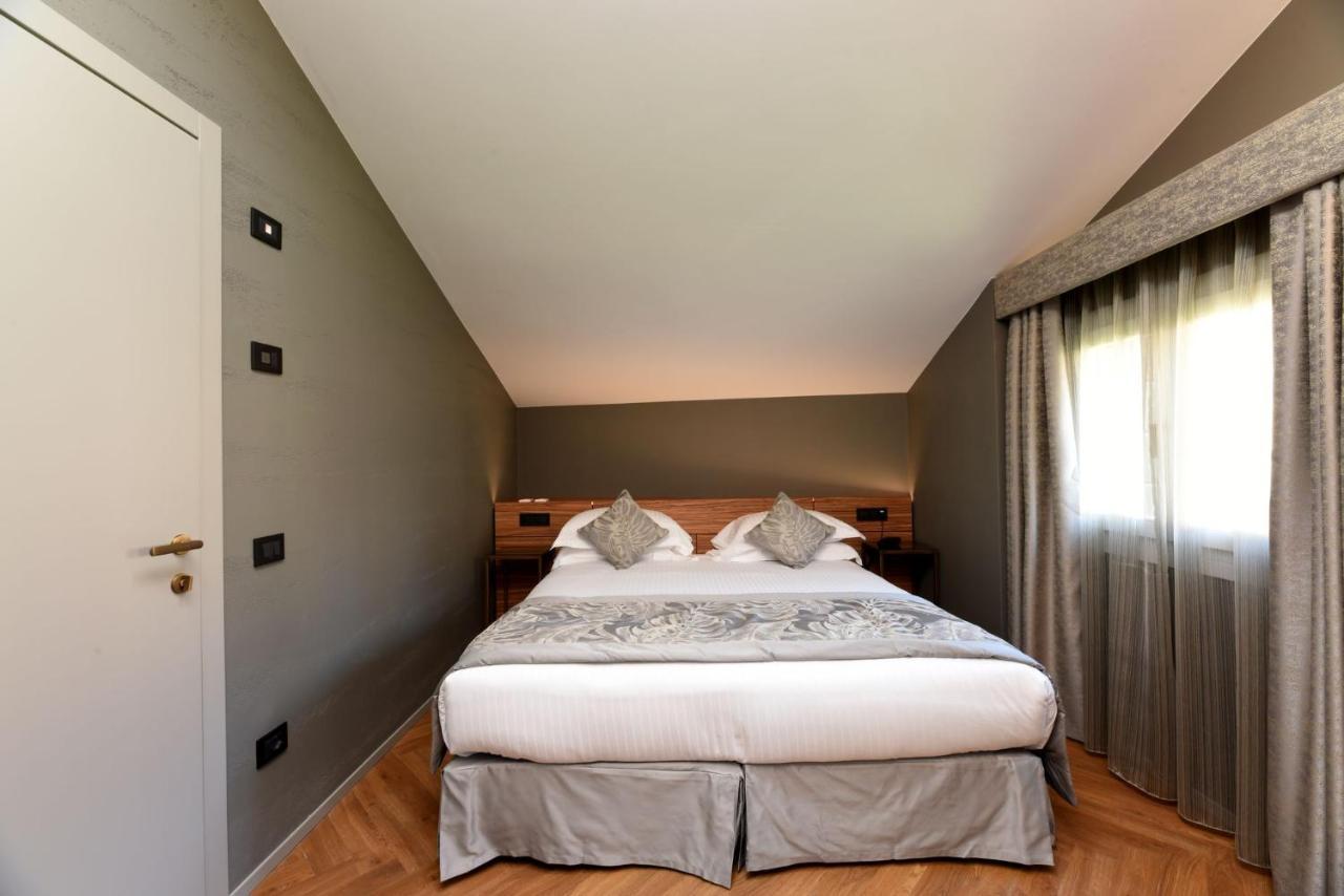 Rosa Salva 3* Veneza