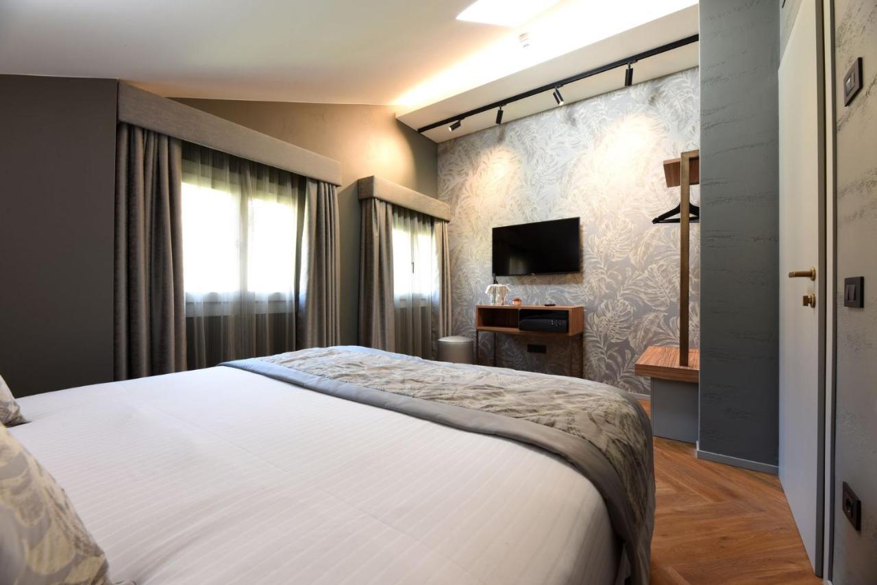 Rosa Salva 3* Veneza