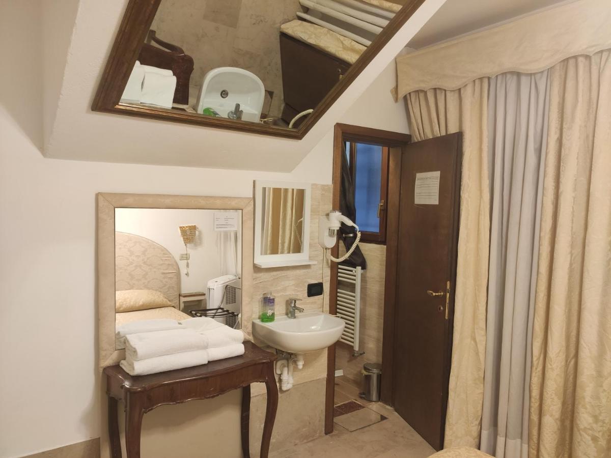 Guest house Alloggi Acquavita - Checkin At 