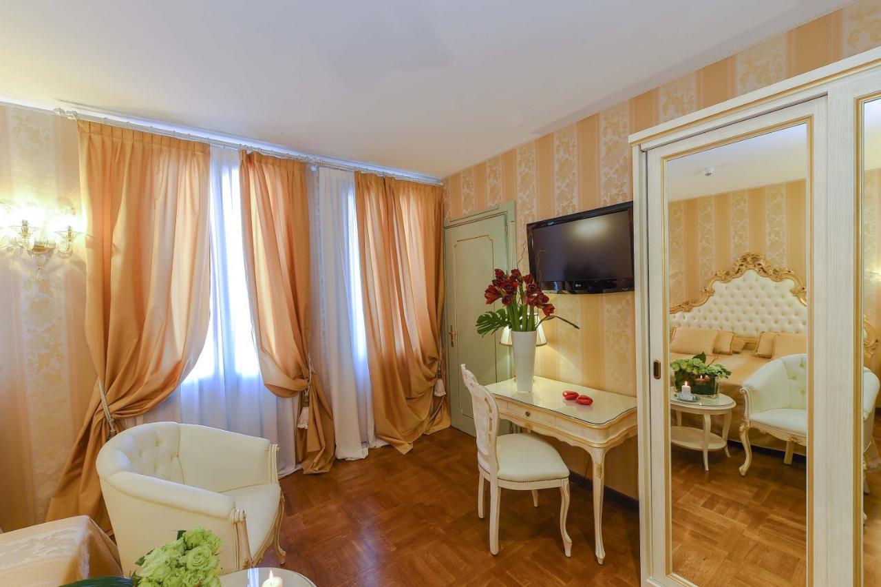 San Zaccaria 3*