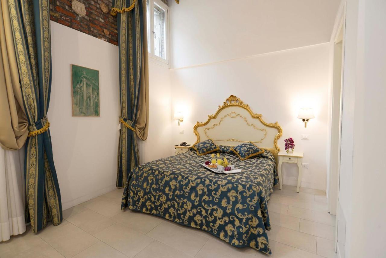 Al Mascaron Ridente 3* Venice
