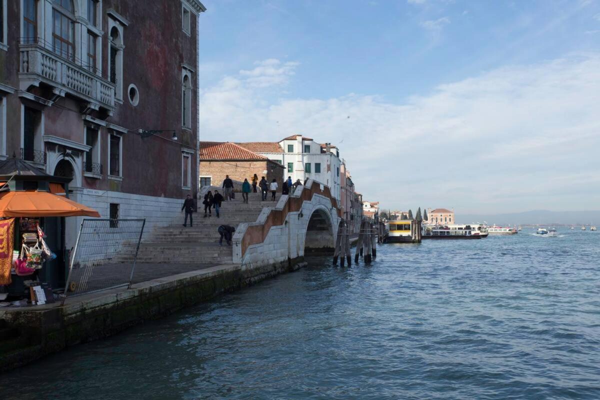 L'altalena Di Francesca Venice