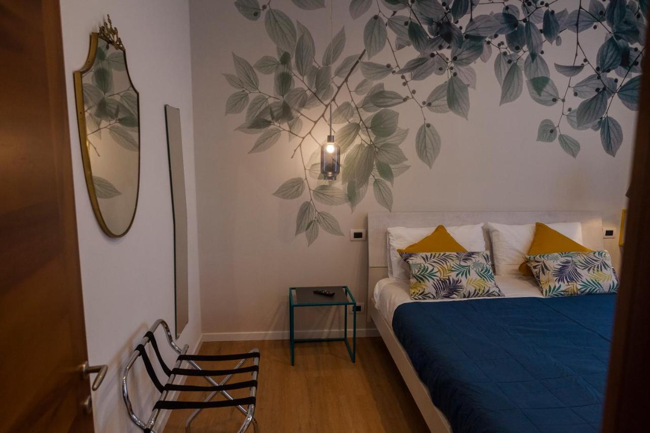 Luxurious And Quiet In The Lively Heart Of Apartment *