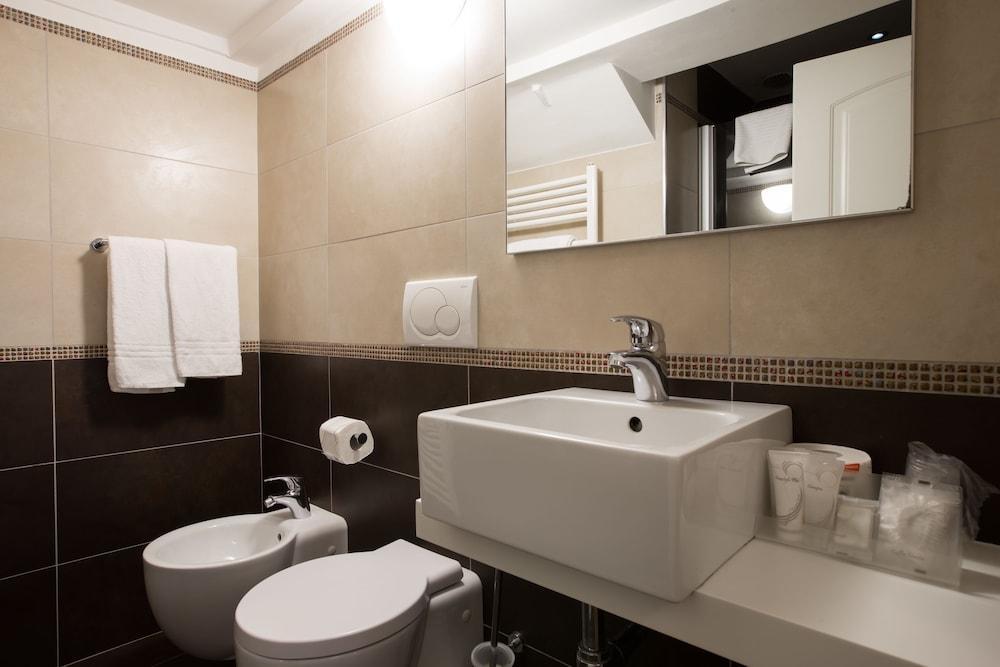 Hotel Torino 3*