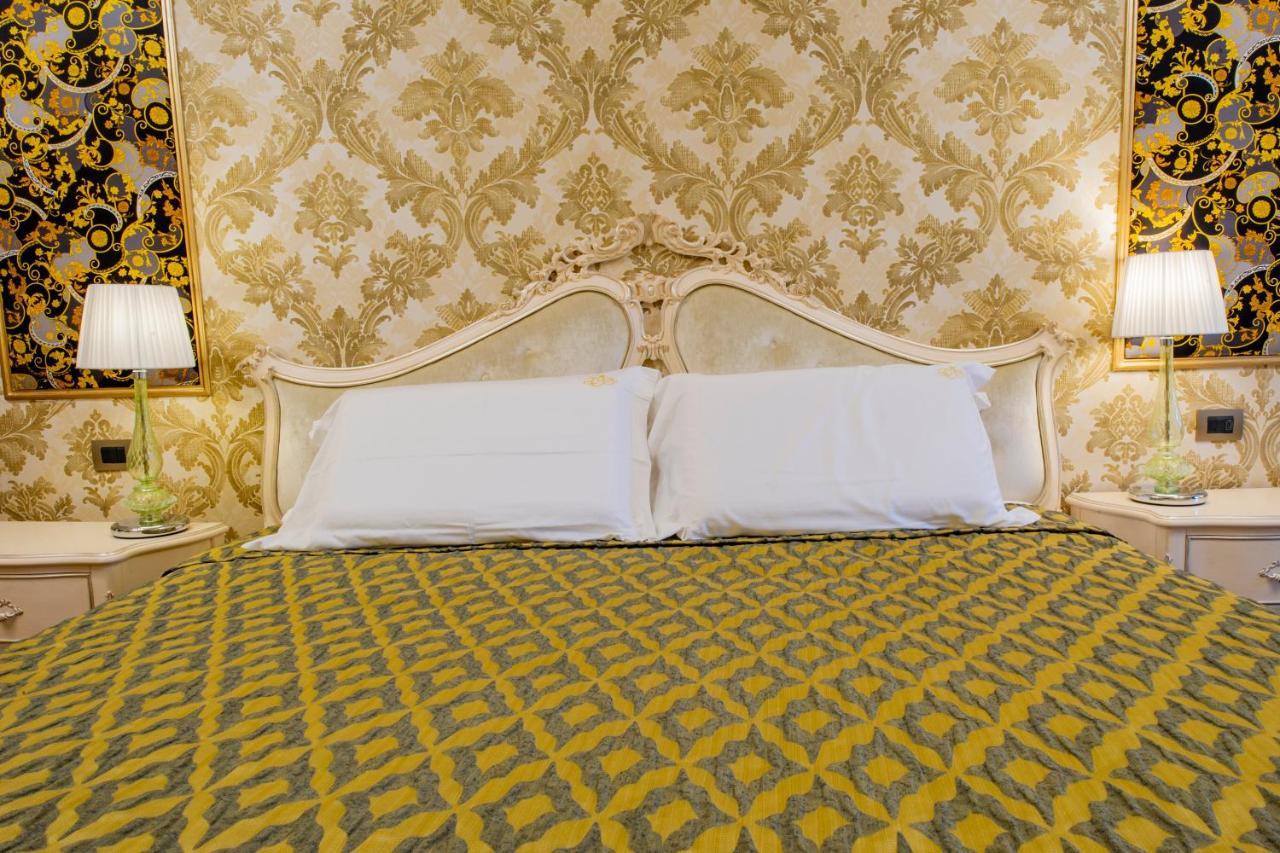 Ego' Boutique - The Silk Road Hotel