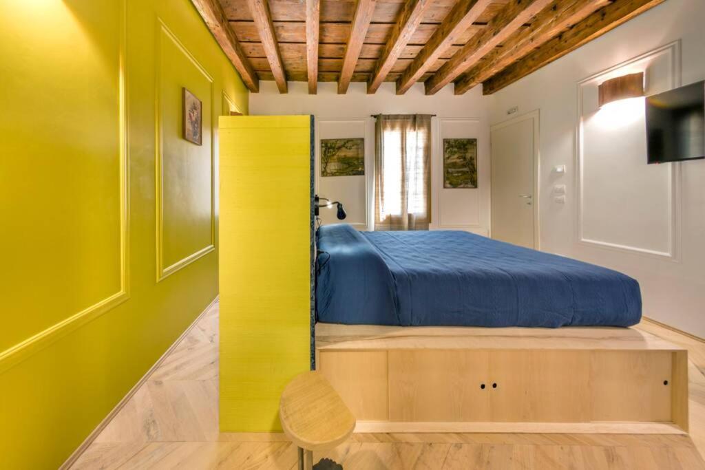 Elite Stunning Venetian Apt. Close Accademia Venice