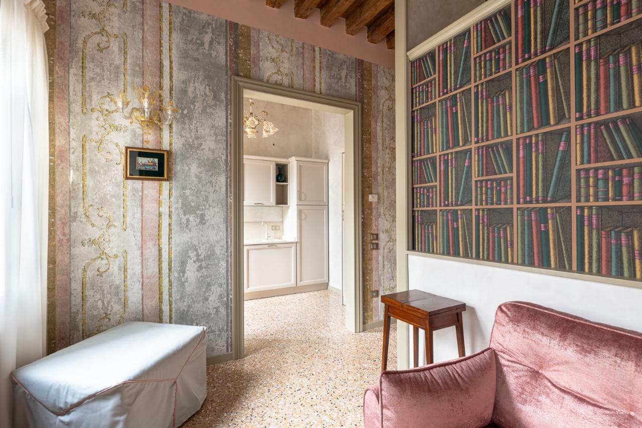 Apartment Ca' Cappello 1 With Canal View