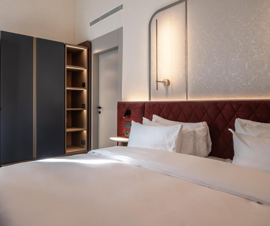 Luxury Palazzo Nani Apartment