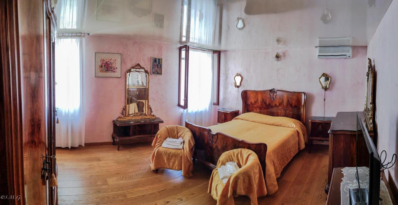 Ca' Degli Artisti Apartamento