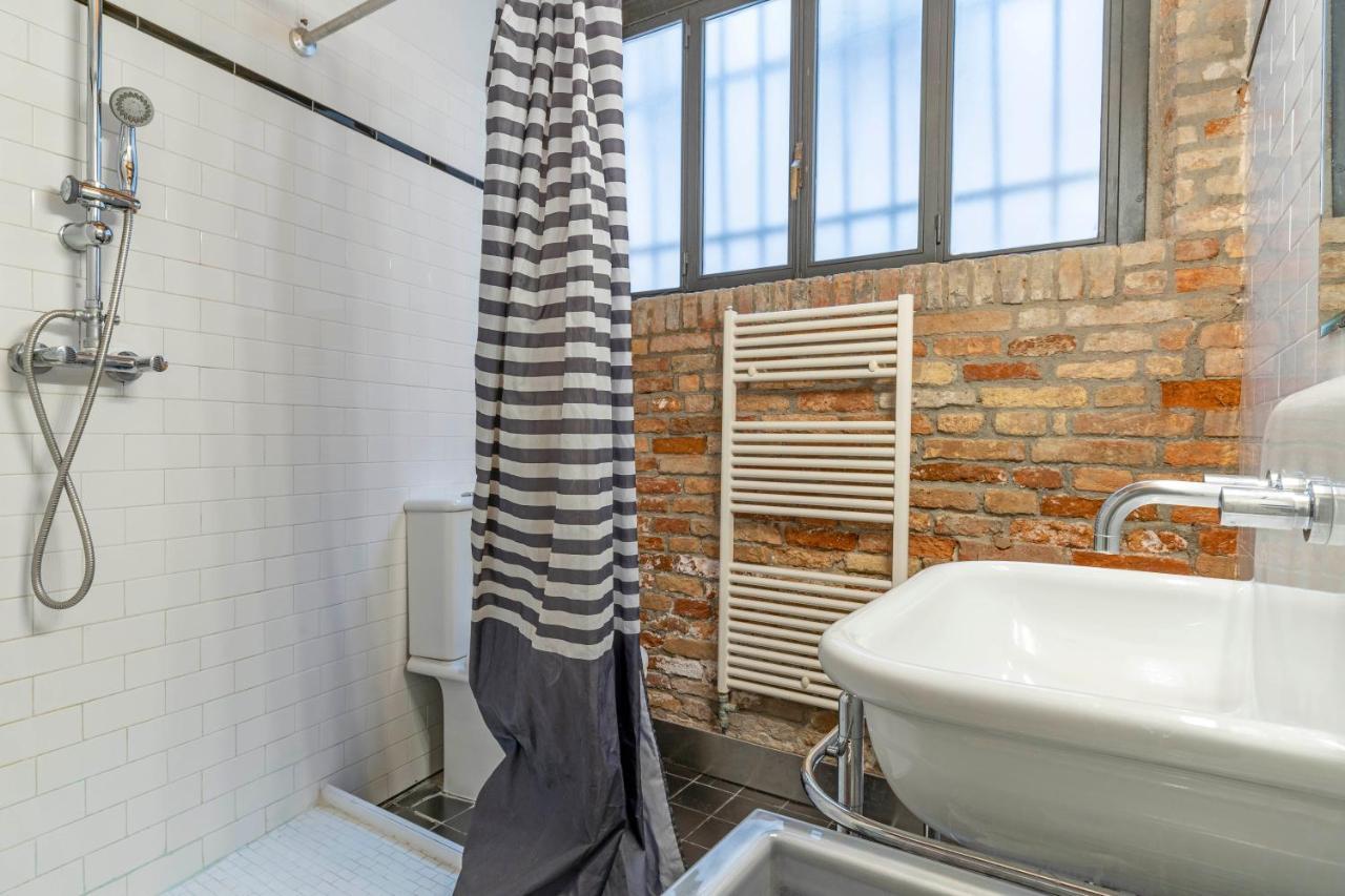Venetian Loft
