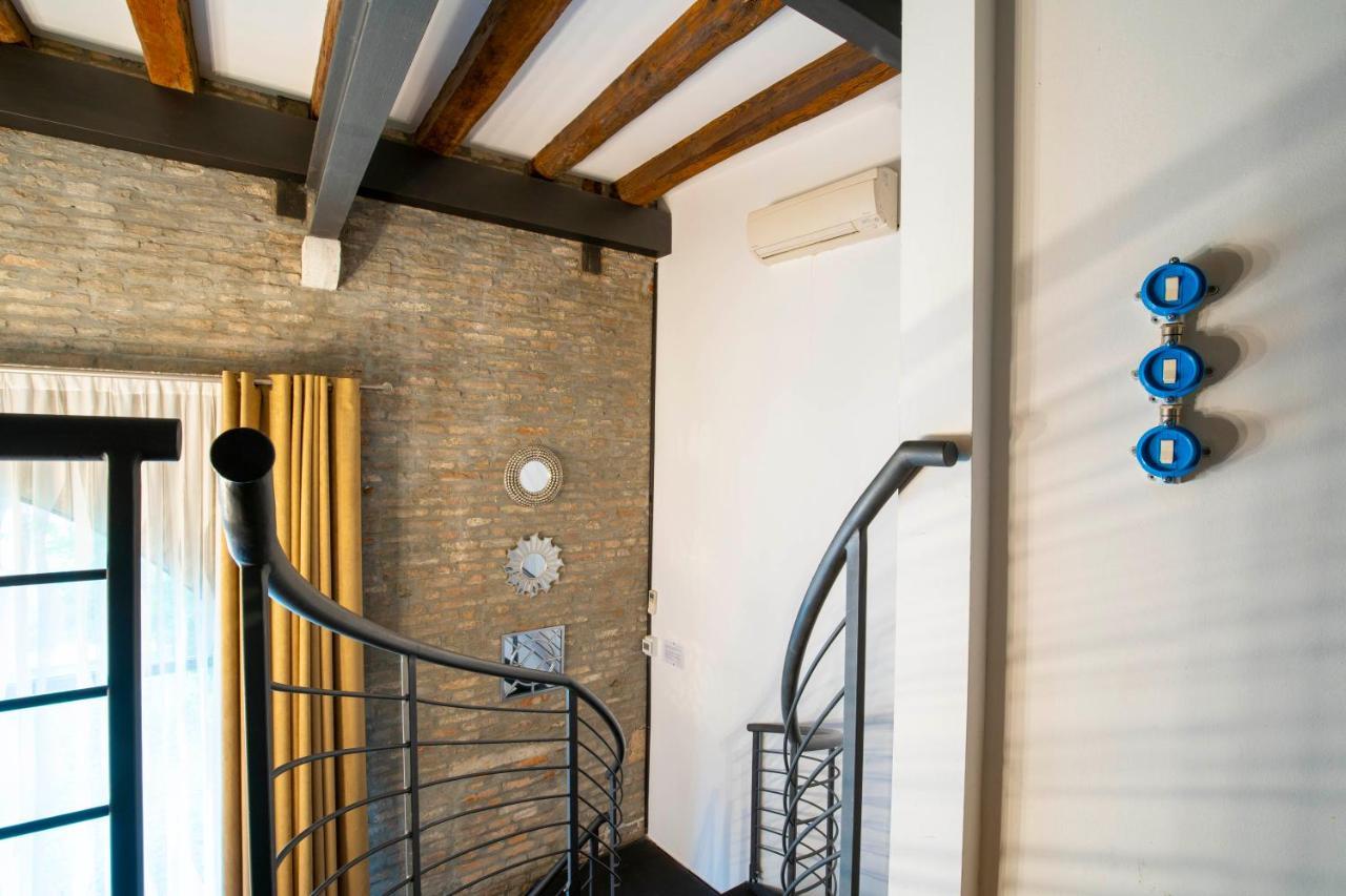 Venetian Loft Apartment *
