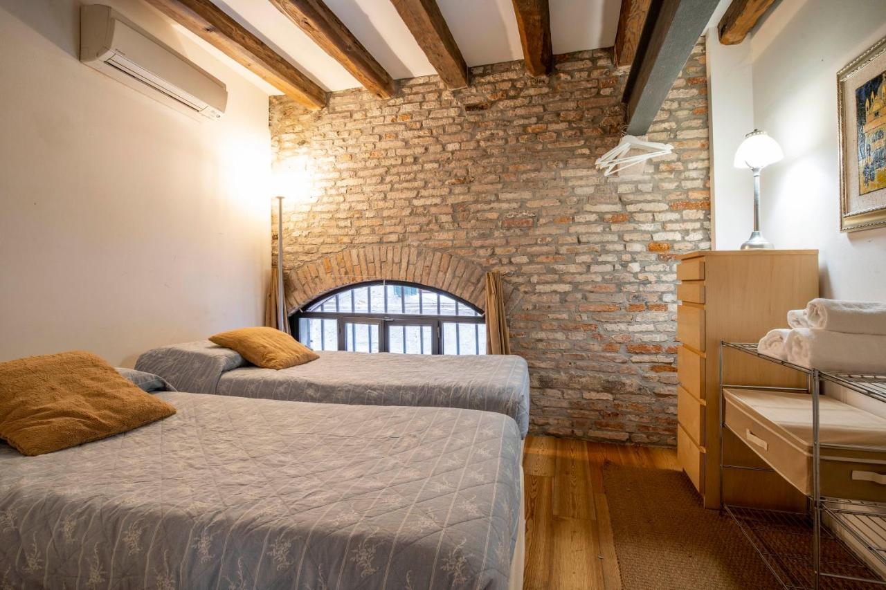 Venetian Loft