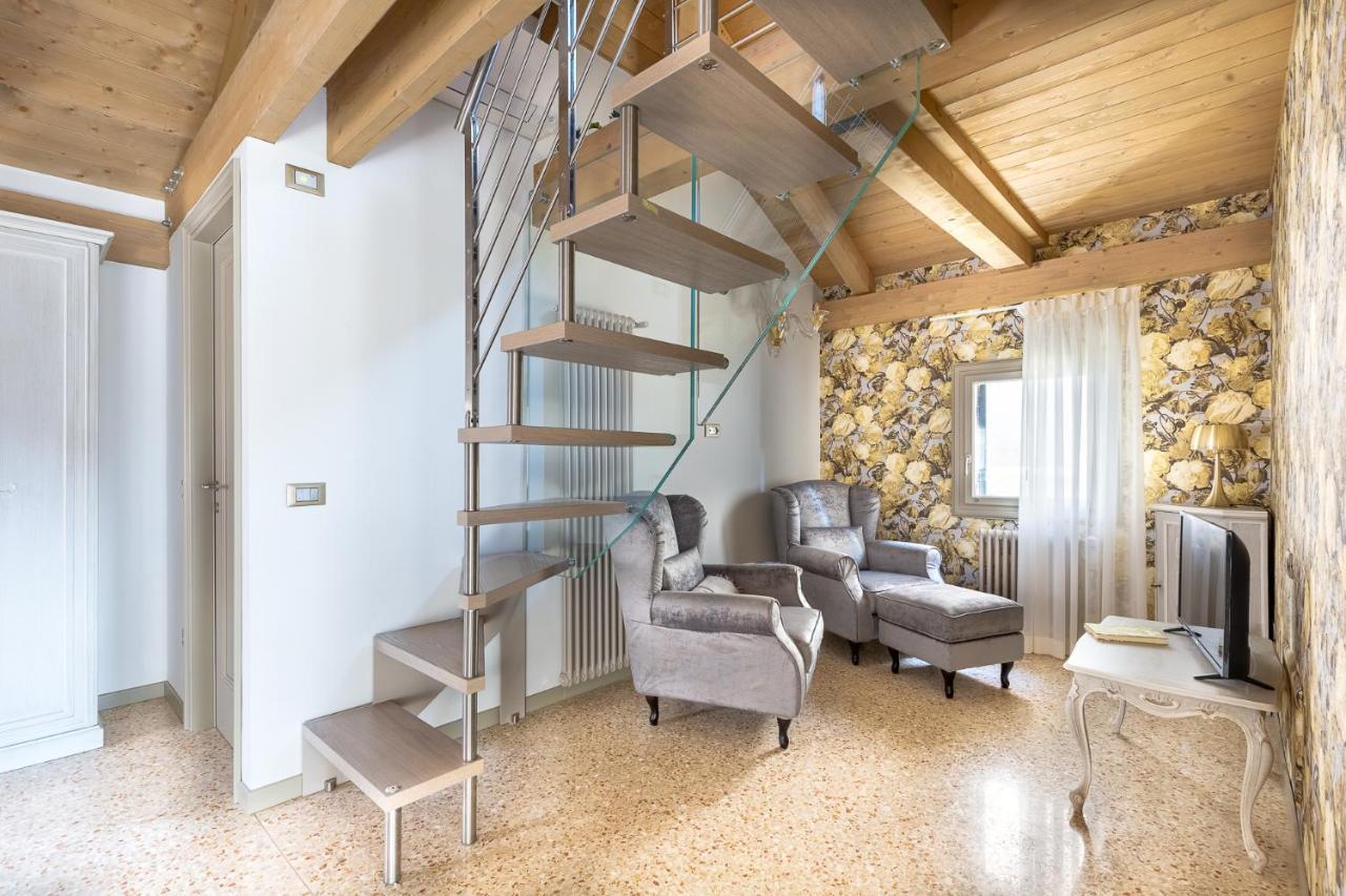 Apartment Ca' Cappello 2 With Canal View