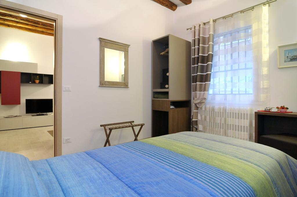 Ca'Dorina Apartment *