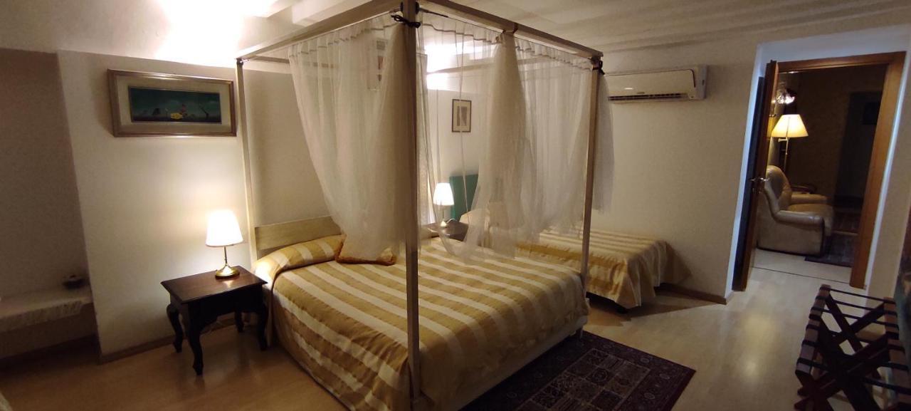 Dimora Al Doge Beato Vista Canale Bed & Breakfast 2*
