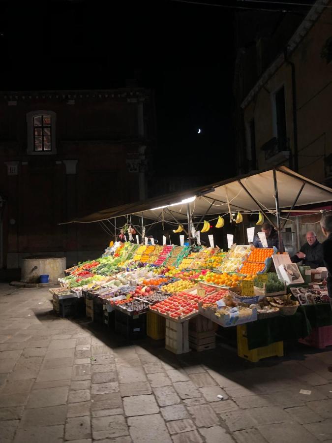 Ca Marga Cannaregio - Venetian Style 2 Bedroom Apartment Venice