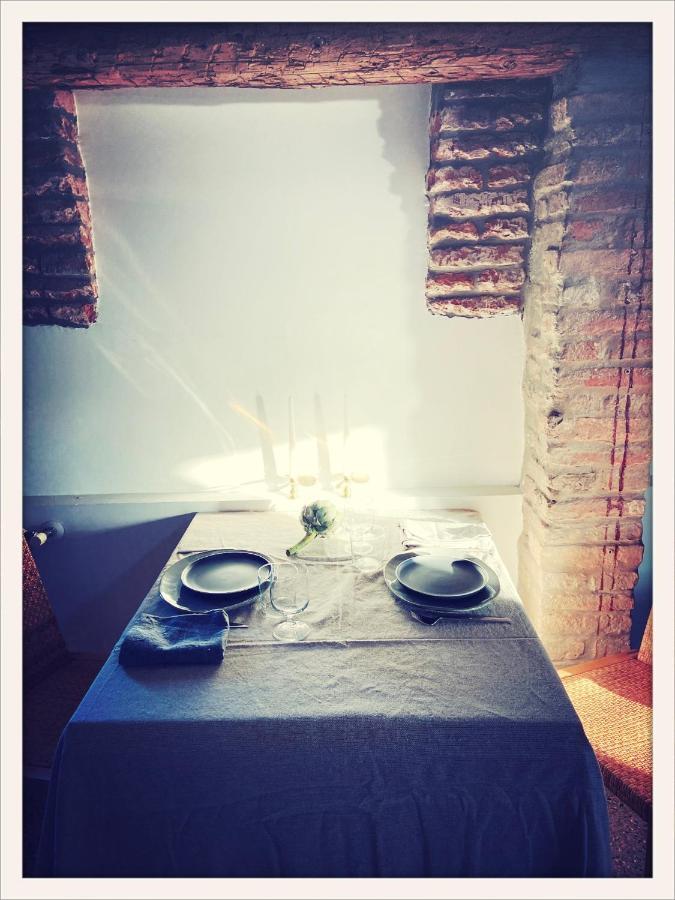 Hideaway Biennale * Venice
