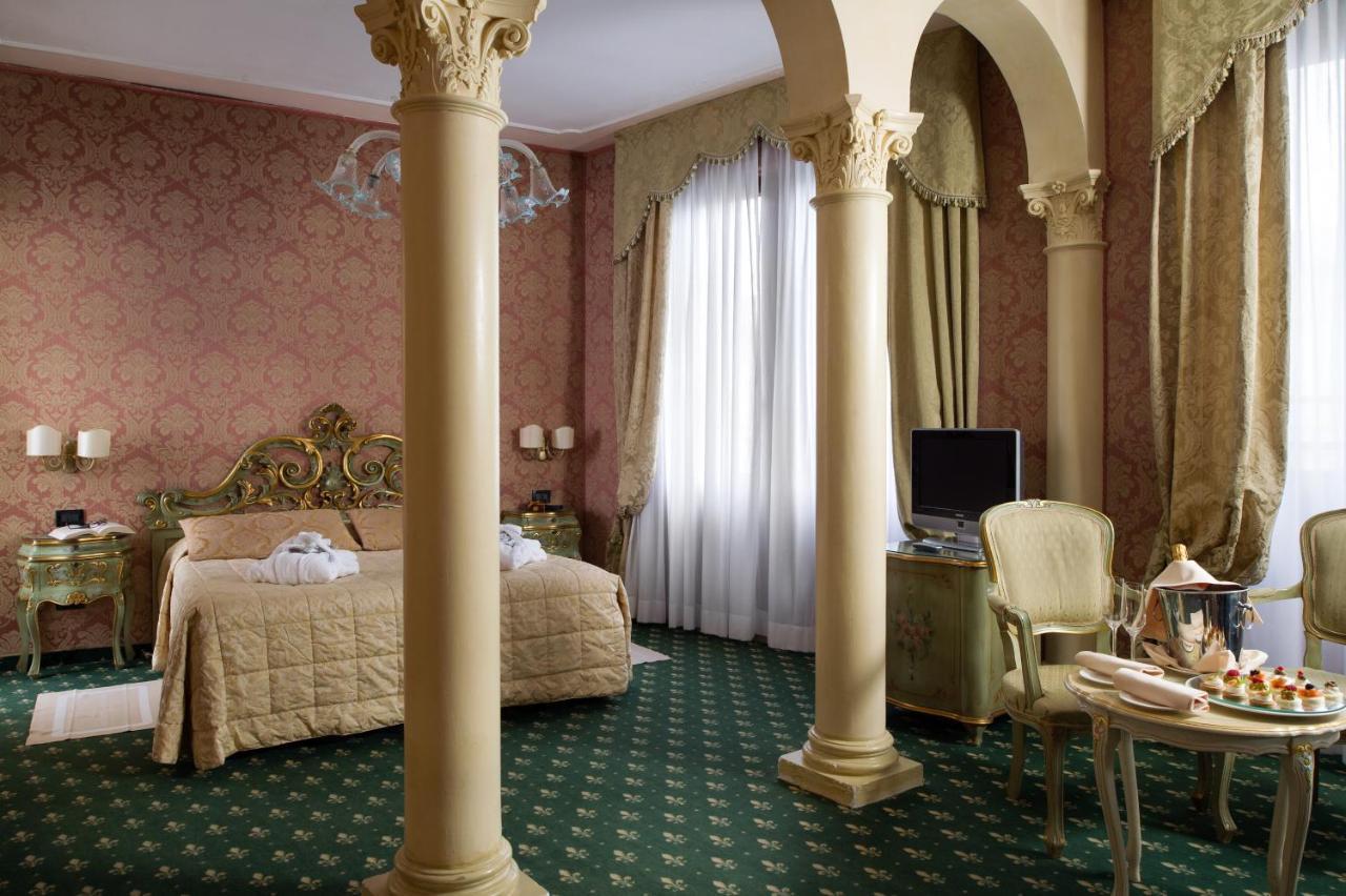 Carlton On The Grand Canal Hotel Venice