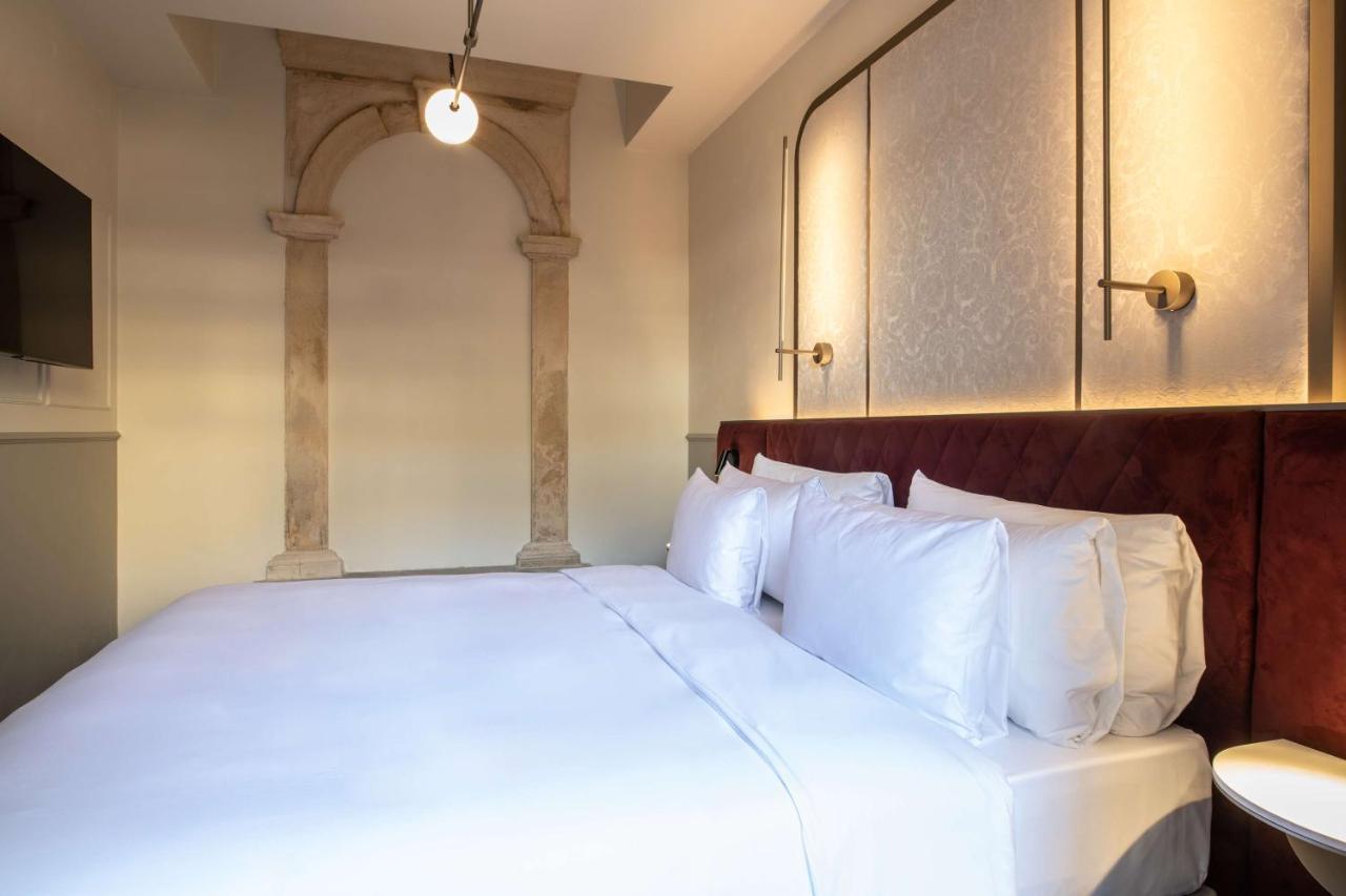 Luxury Palazzo Nani Apartment Venice