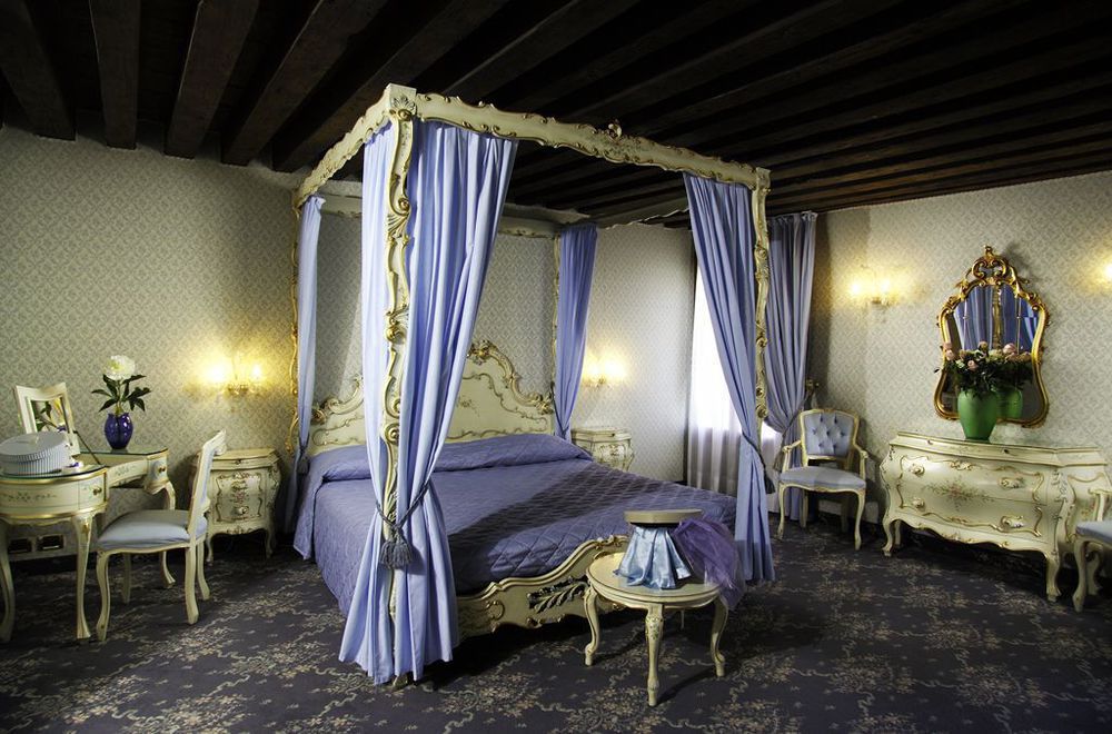 Rialto Hotel Venice