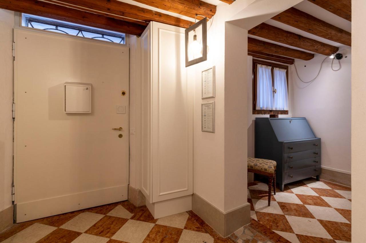 San Silvestro House * Venice