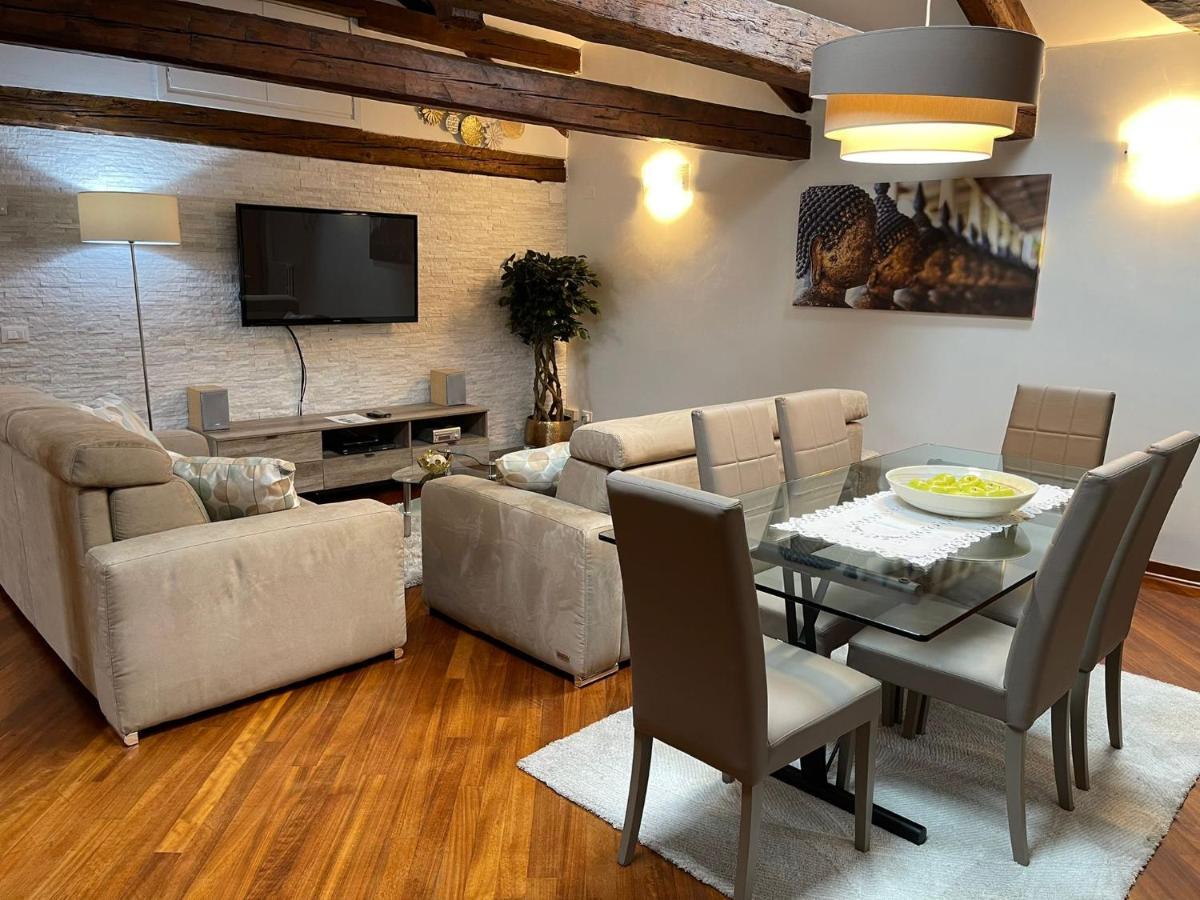 Casa Jaqueline Apartment