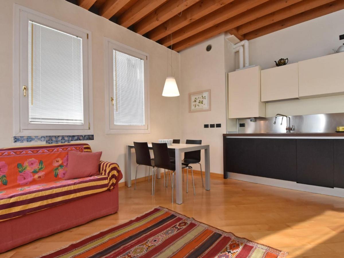 Apartamento Iris By Interhome